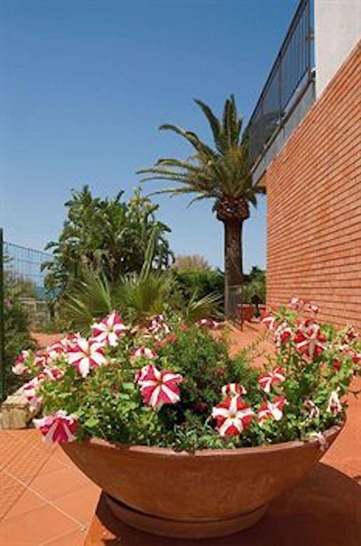 Villa Gaia Hotel Cefalù Exterior foto